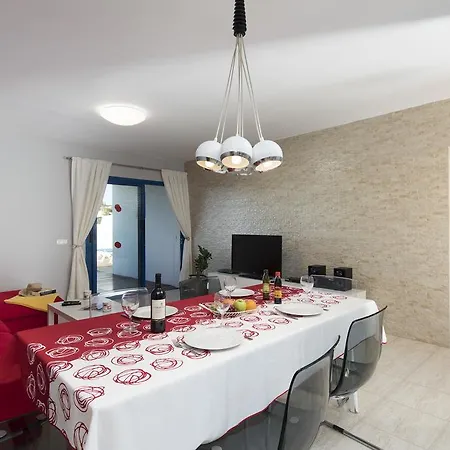 Villa Lemes *
